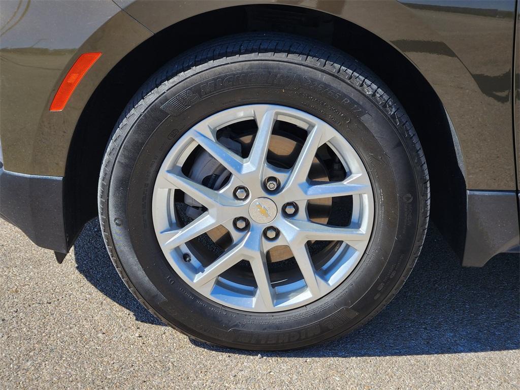 used 2023 Chevrolet Equinox car, priced at $21,997