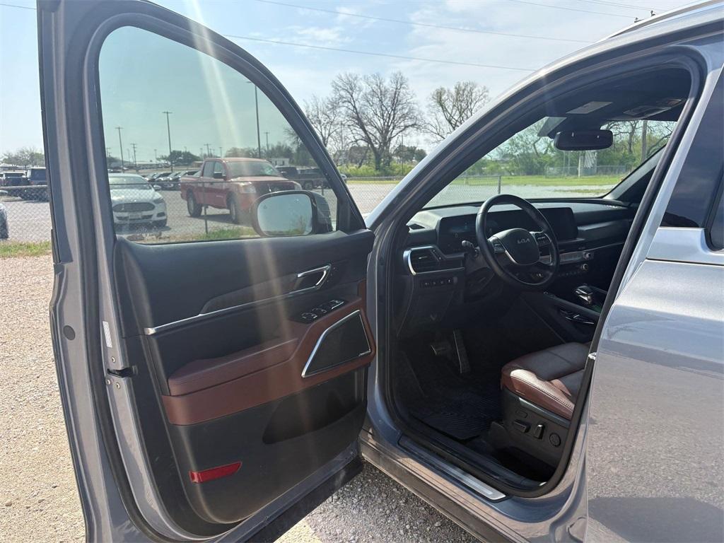 used 2023 Kia Telluride car, priced at $34,955