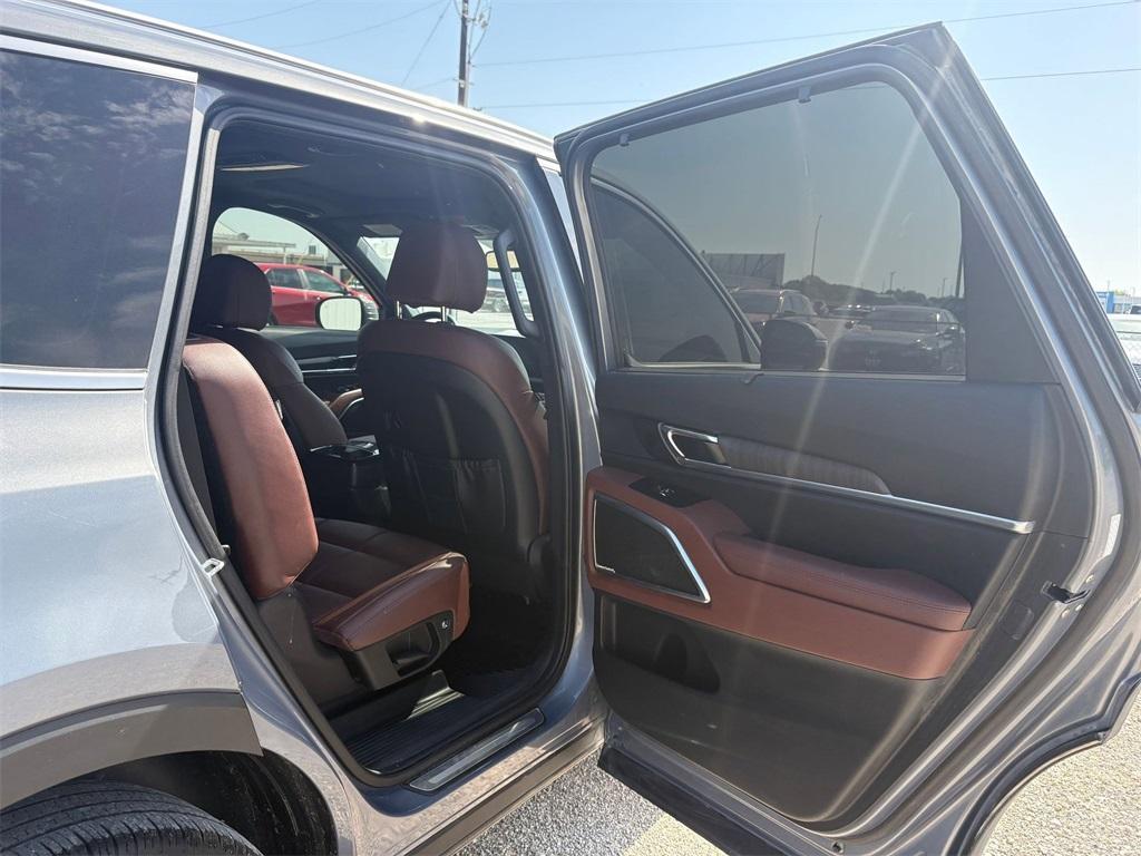 used 2023 Kia Telluride car, priced at $34,955