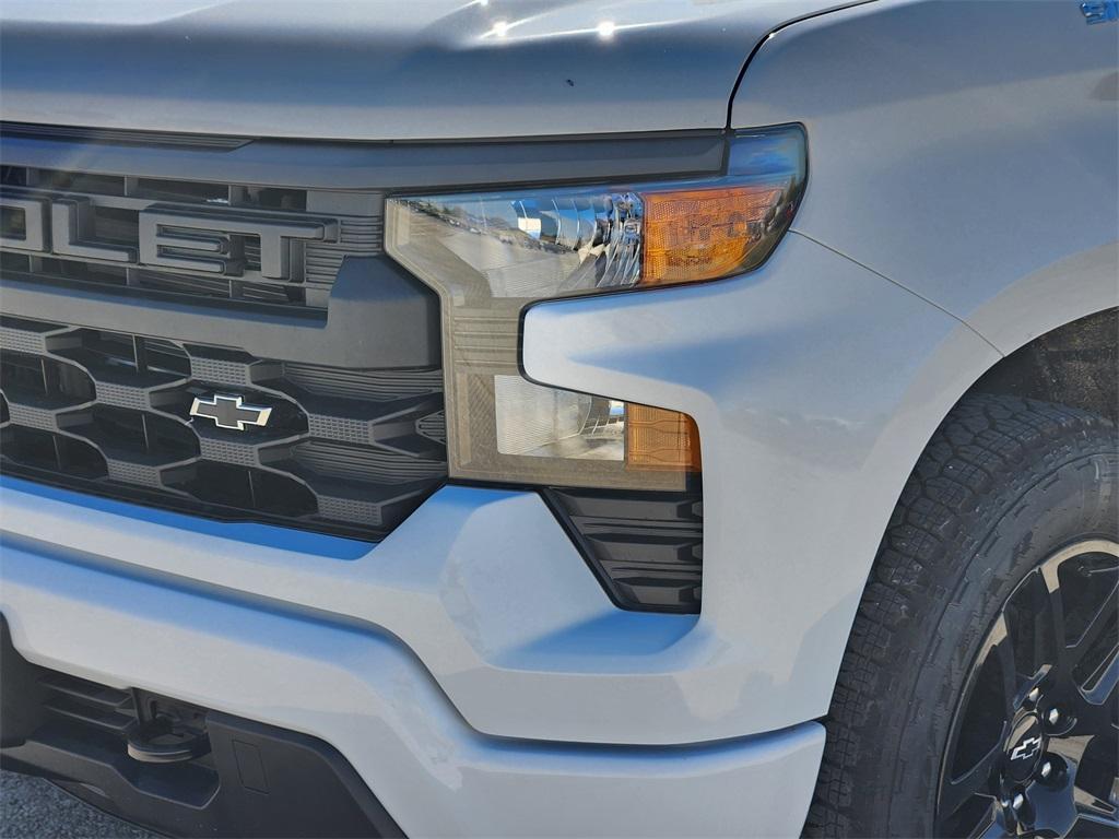 new 2026 Chevrolet Silverado 1500 car, priced at $42,137