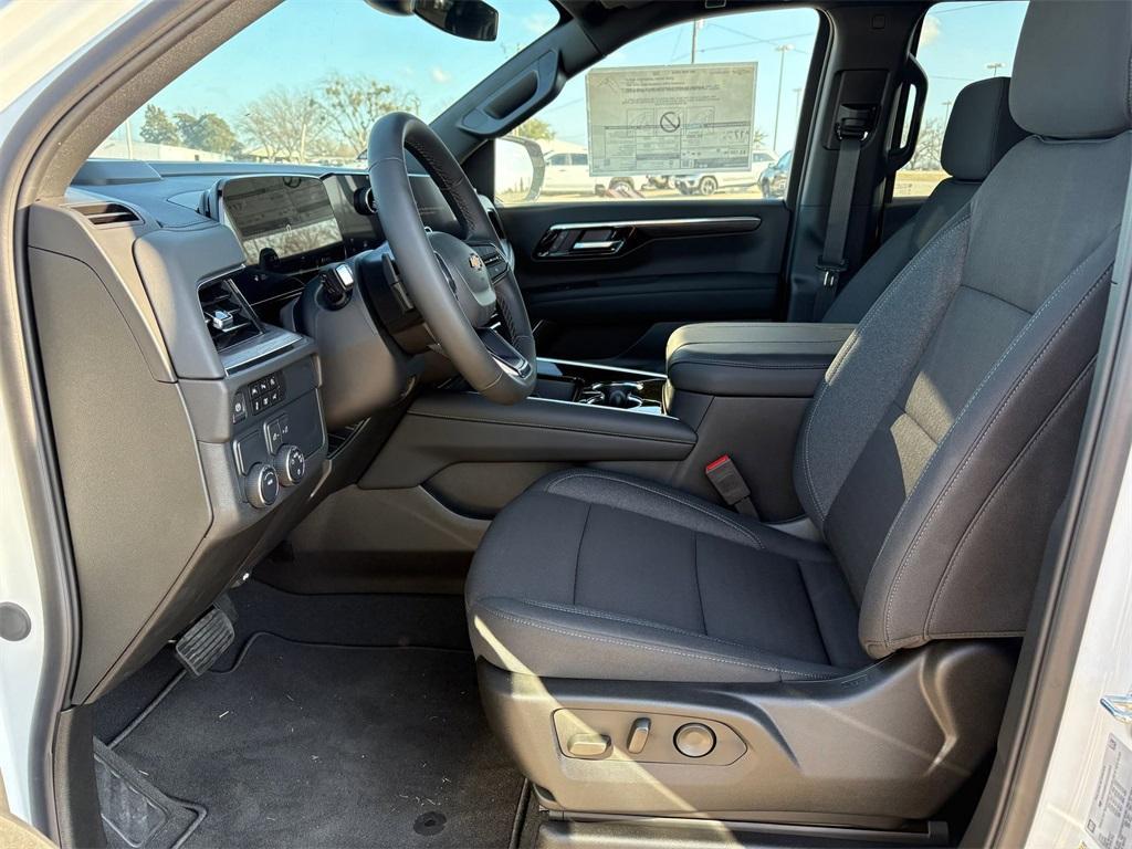 new 2025 Chevrolet Tahoe car, priced at $58,042