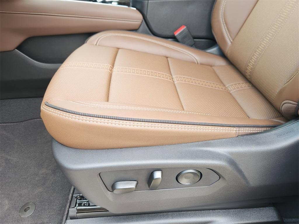 new 2025 Chevrolet Suburban car, priced at $84,119
