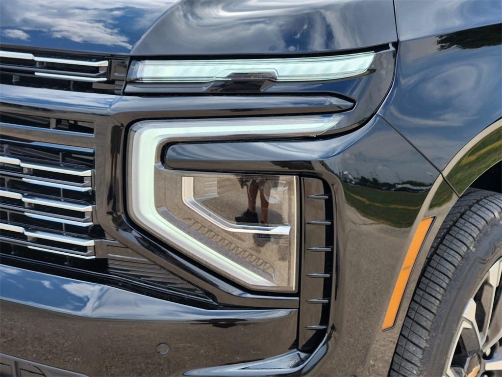 new 2025 Chevrolet Suburban car, priced at $84,119