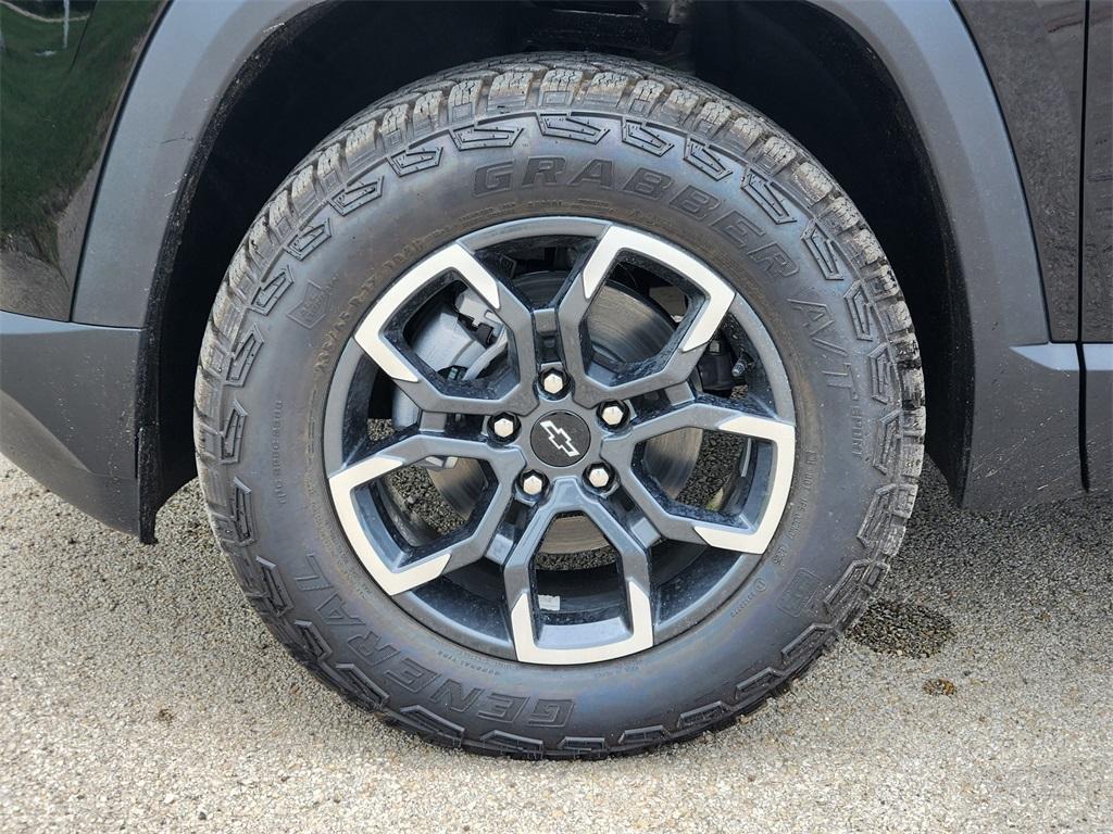 new 2026 Chevrolet Equinox car, priced at $36,615