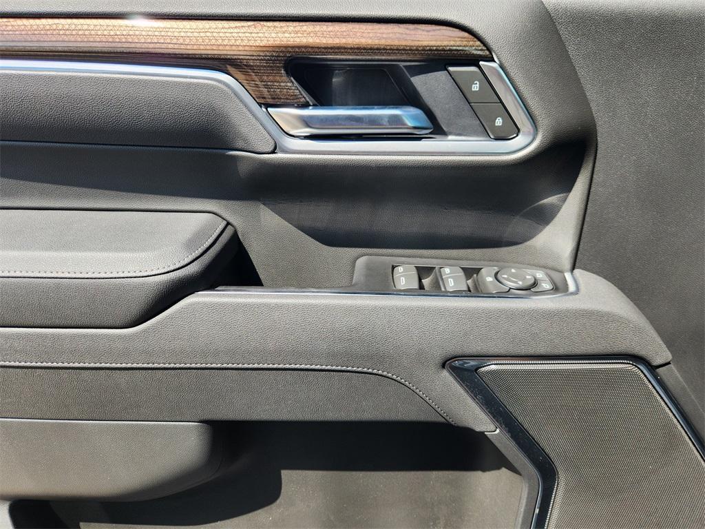 new 2025 Chevrolet Silverado 1500 car, priced at $53,990