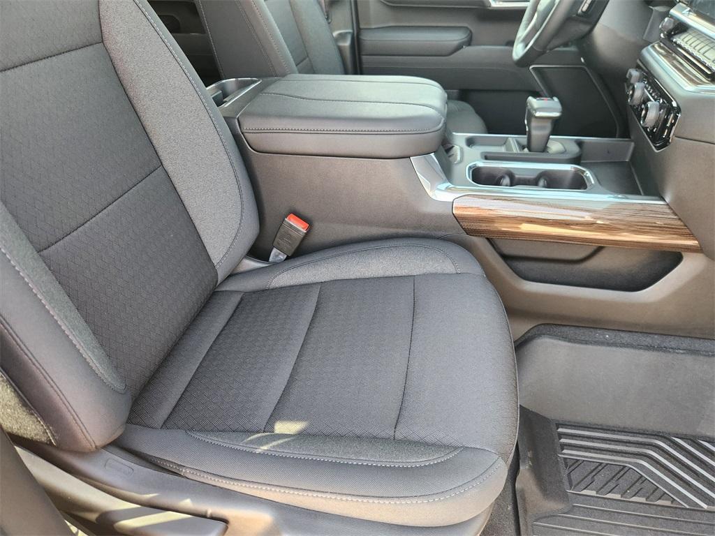new 2025 Chevrolet Silverado 1500 car, priced at $53,990