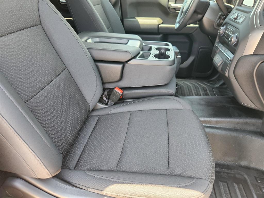 new 2025 Chevrolet Silverado 1500 car, priced at $41,287