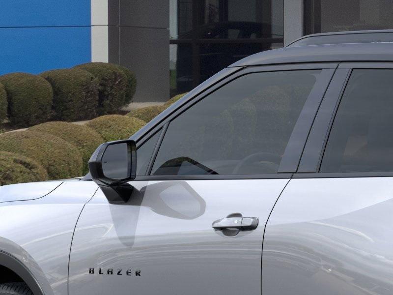 new 2025 Chevrolet Blazer car, priced at $40,205