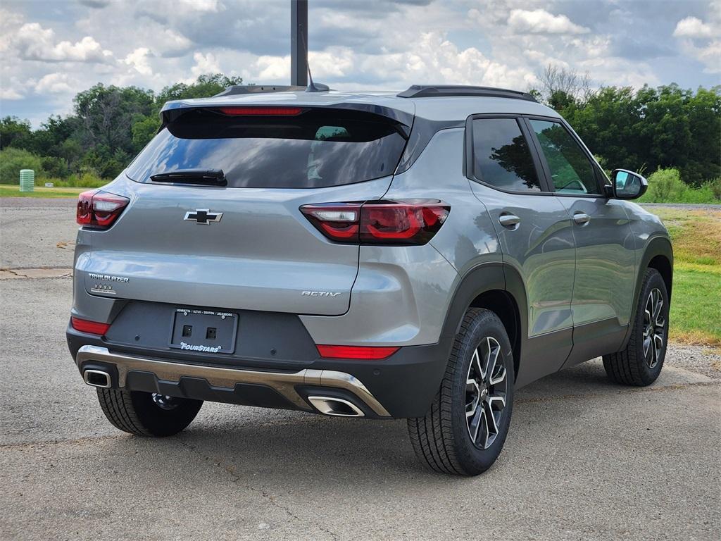 new 2026 Chevrolet TrailBlazer car, priced at $32,040