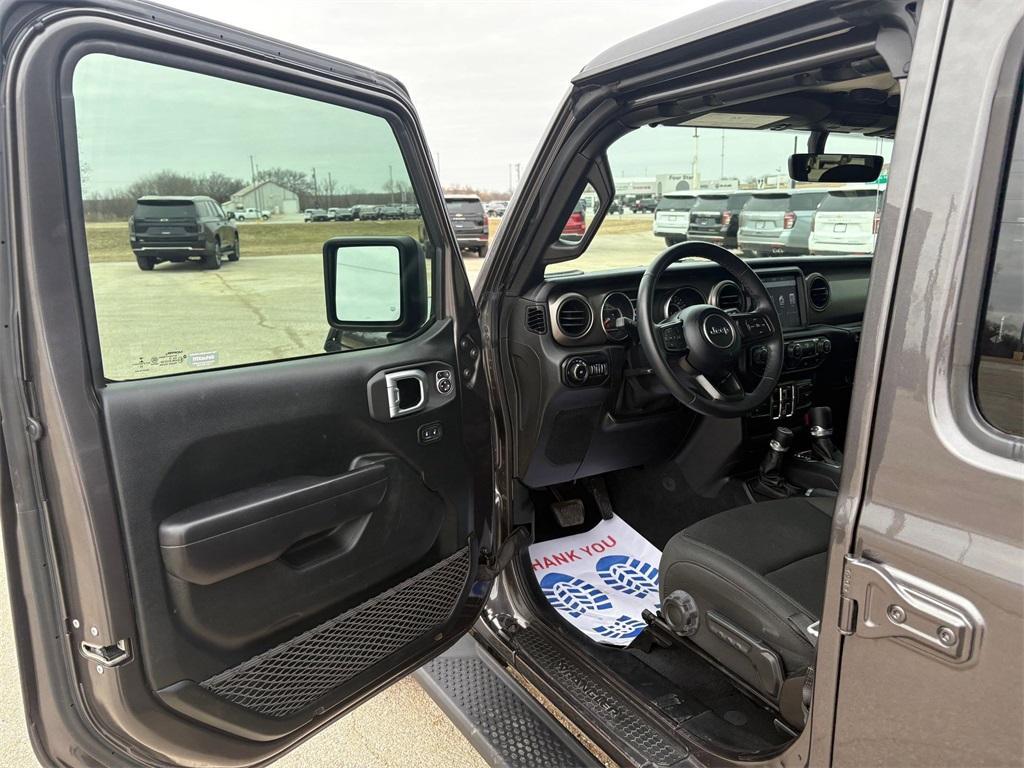 used 2021 Jeep Wrangler Unlimited car, priced at $28,499