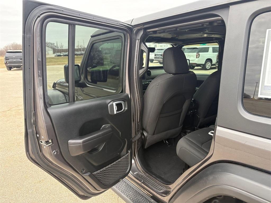 used 2021 Jeep Wrangler Unlimited car, priced at $28,499