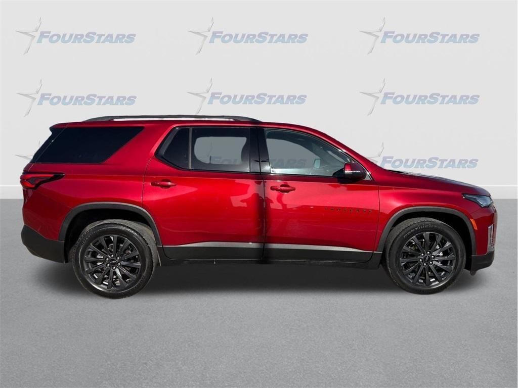 used 2022 Chevrolet Traverse car, priced at $32,486
