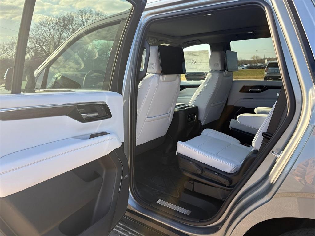 new 2025 Chevrolet Tahoe car, priced at $81,544