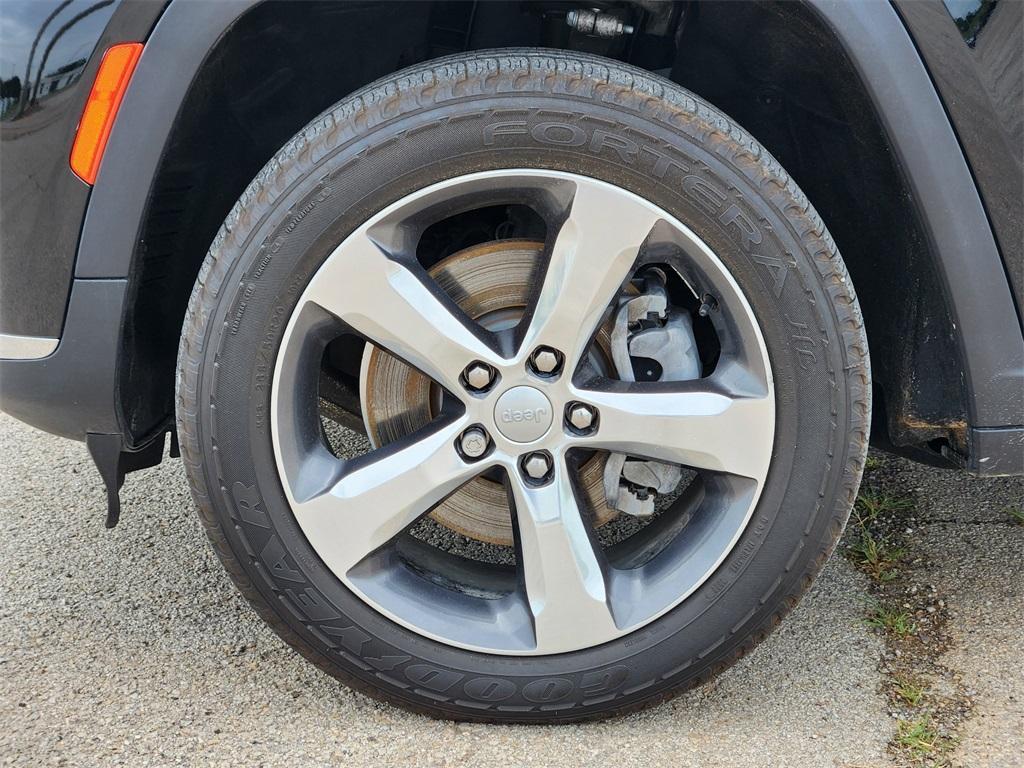 used 2021 Jeep Grand Cherokee L car, priced at $25,520