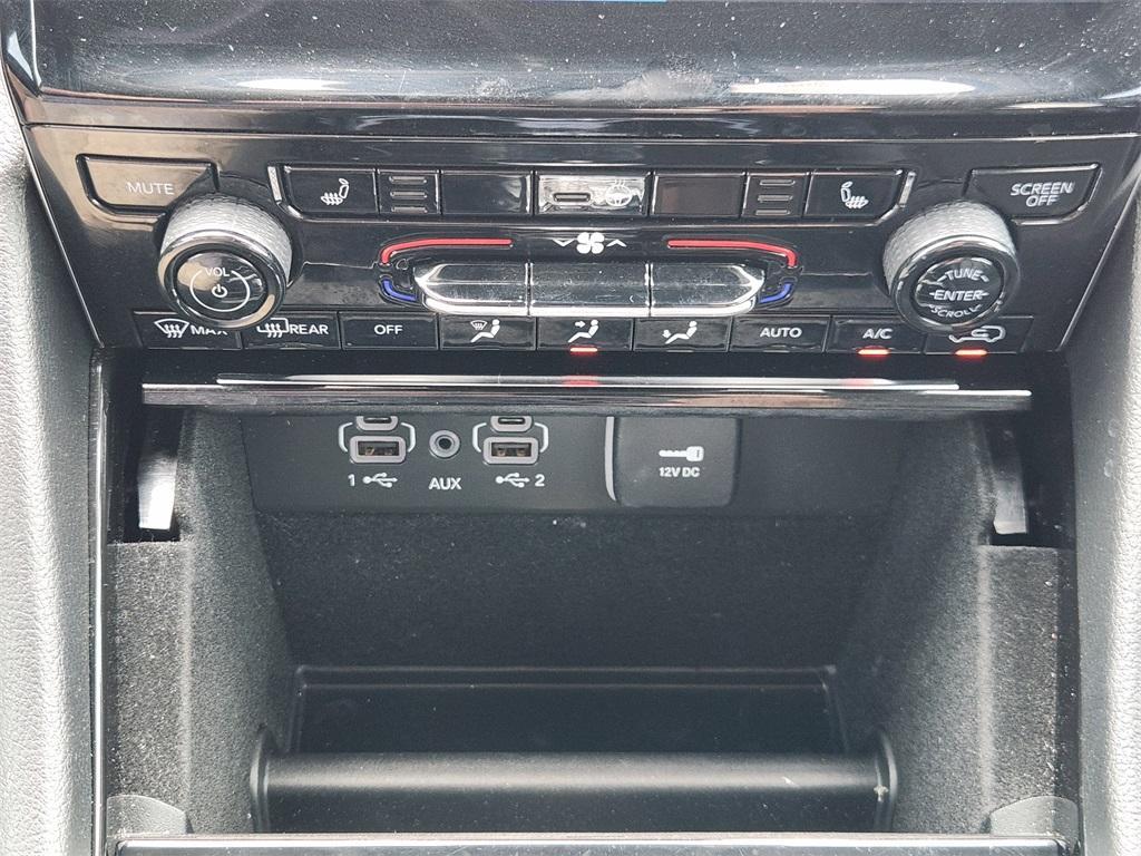 used 2021 Jeep Grand Cherokee L car, priced at $25,520