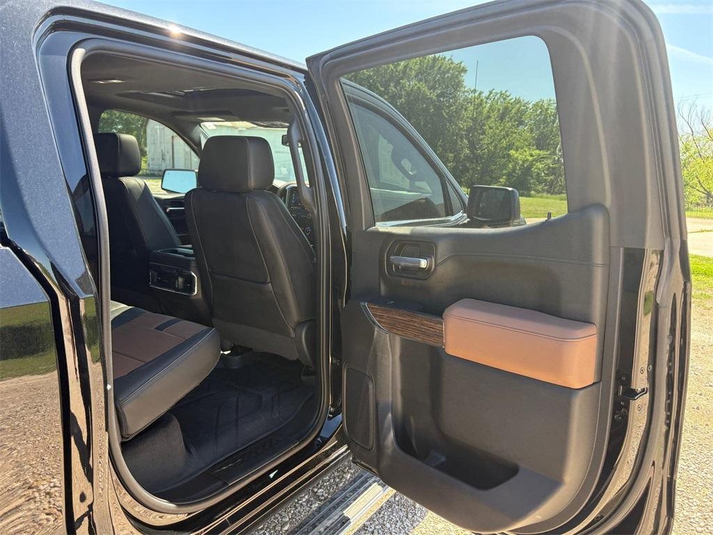 used 2022 Chevrolet Silverado 1500 Limited car, priced at $47,274