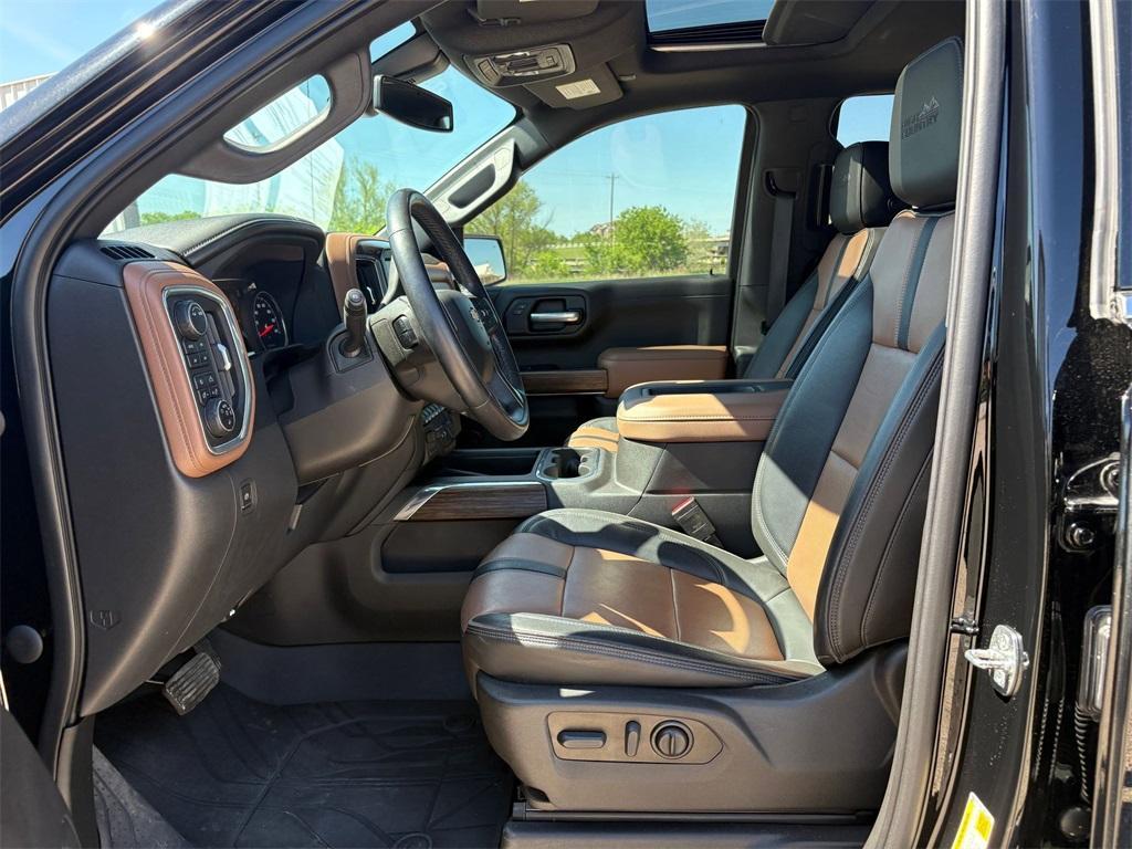 used 2022 Chevrolet Silverado 1500 Limited car, priced at $47,274