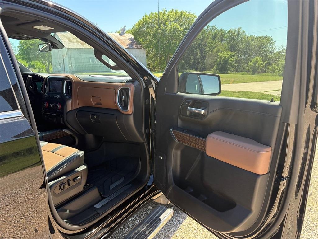used 2022 Chevrolet Silverado 1500 Limited car, priced at $47,274