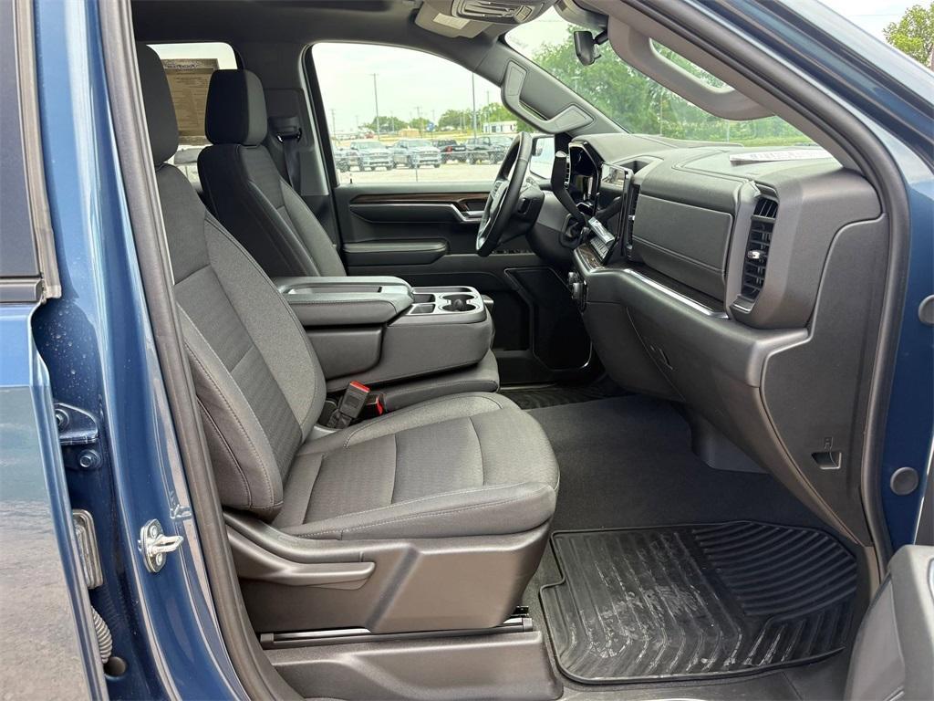 used 2024 Chevrolet Silverado 1500 car, priced at $43,288