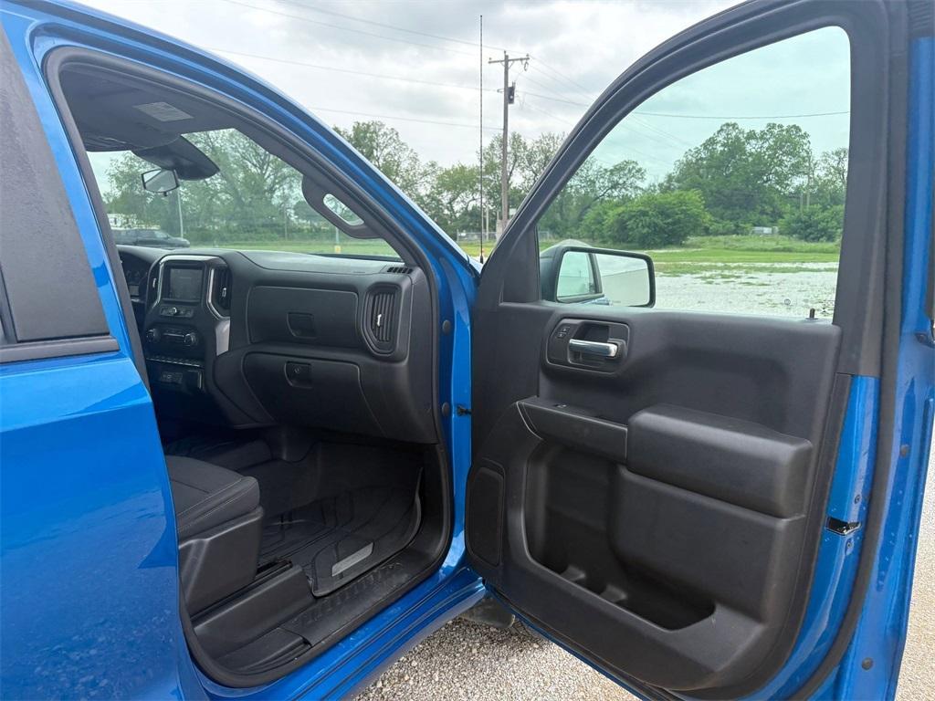 used 2022 Chevrolet Silverado 1500 car, priced at $33,666