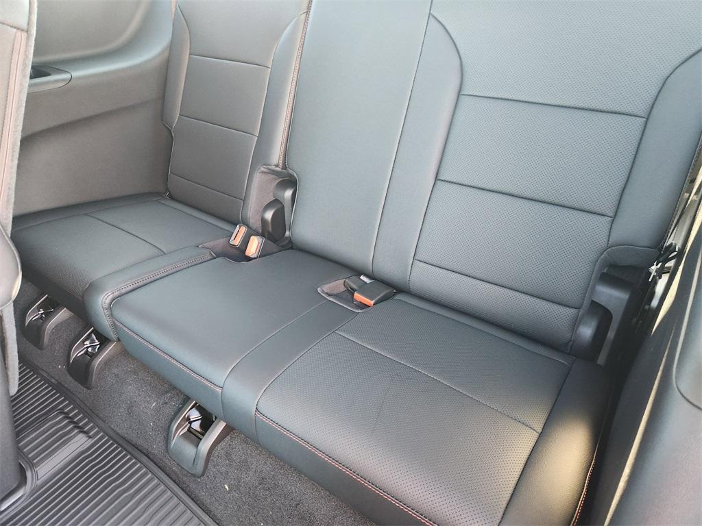 new 2026 Chevrolet Traverse car, priced at $56,613