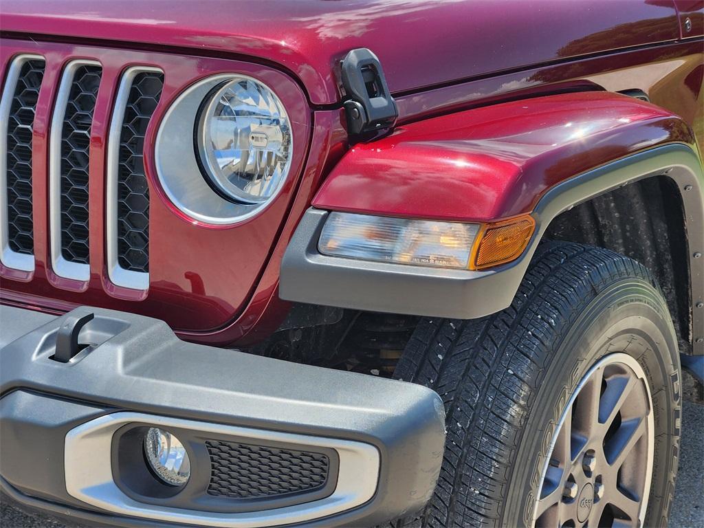 used 2022 Jeep Gladiator car, priced at $35,663