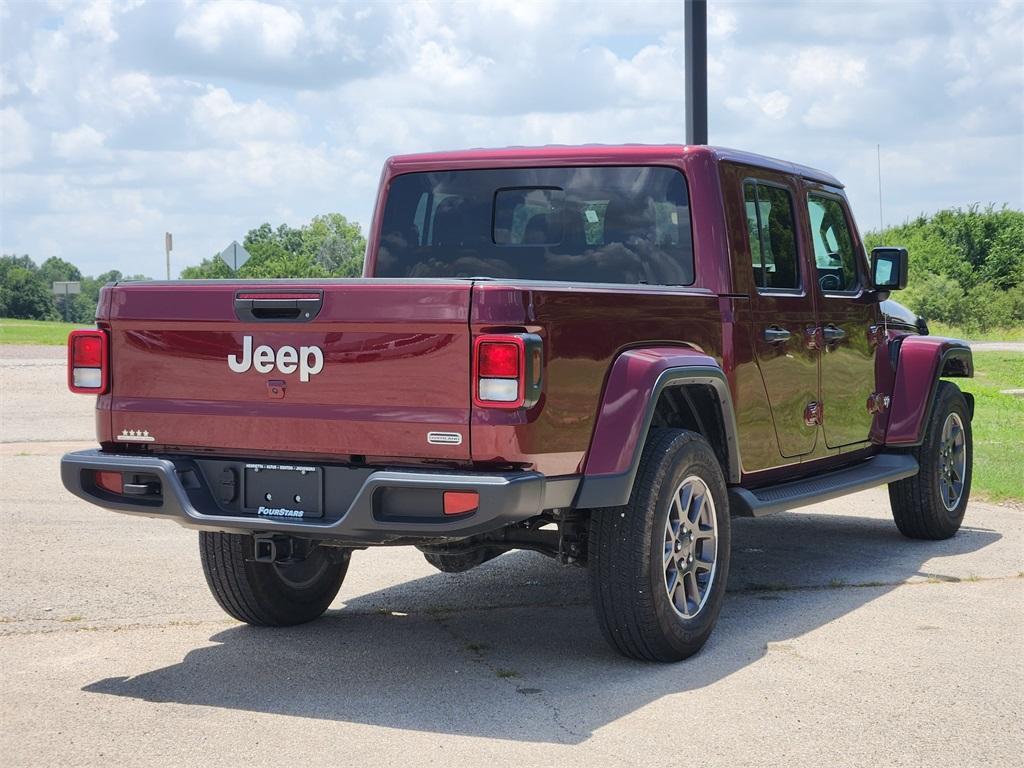 used 2022 Jeep Gladiator car, priced at $35,663