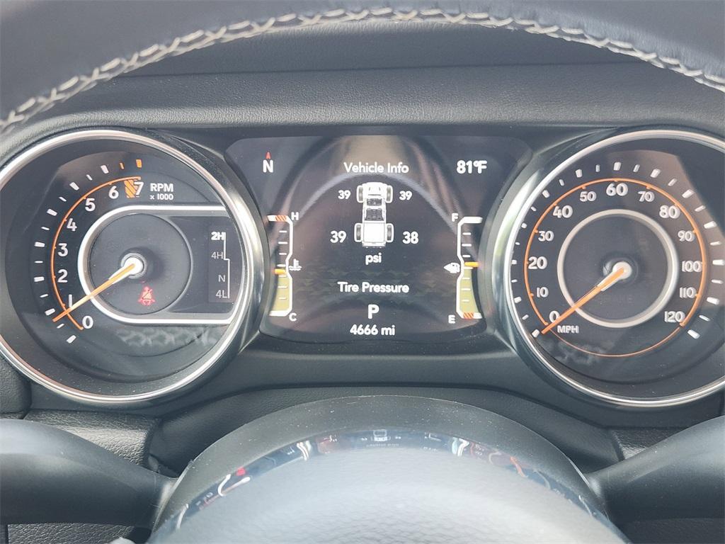 used 2022 Jeep Gladiator car, priced at $35,663