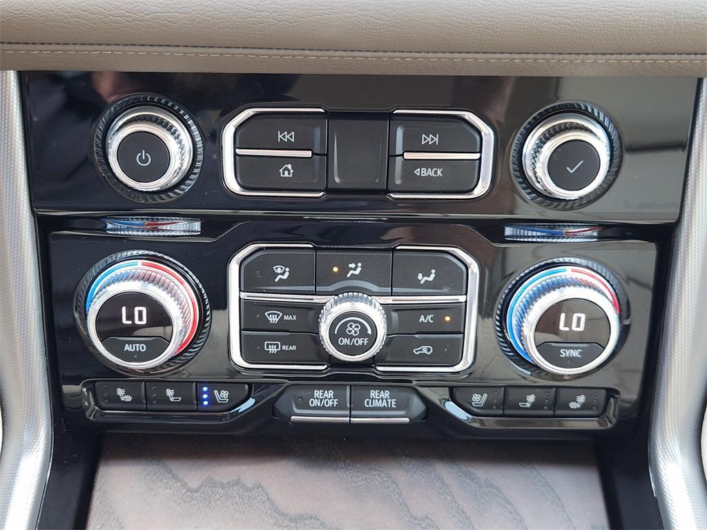 used 2023 GMC Yukon XL car, priced at $67,412