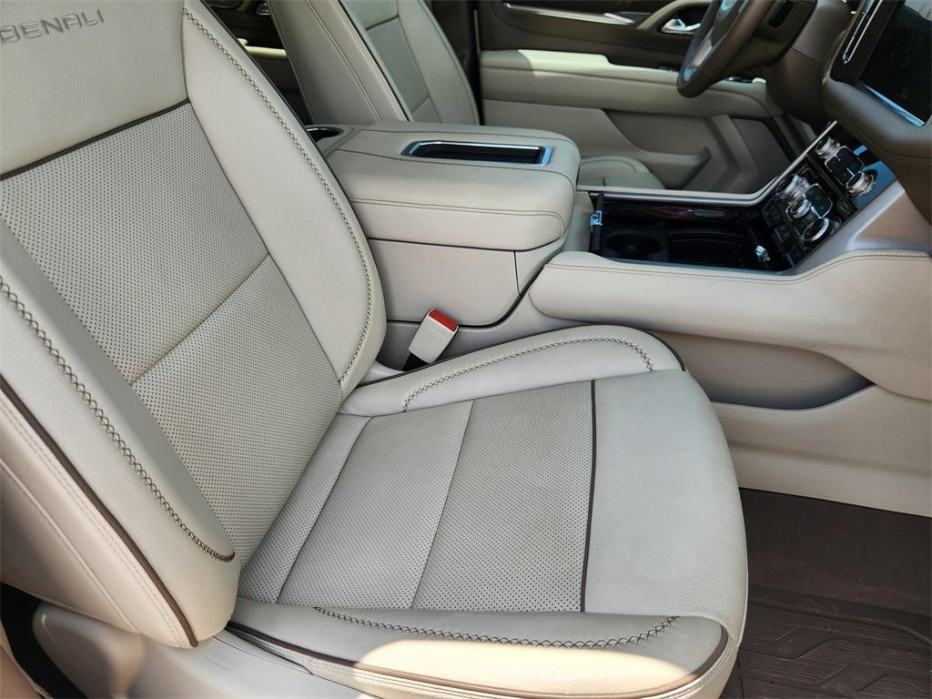 used 2023 GMC Yukon XL car, priced at $67,412