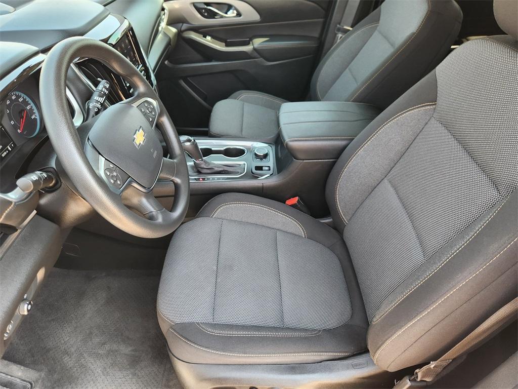 used 2020 Chevrolet Traverse car, priced at $21,555