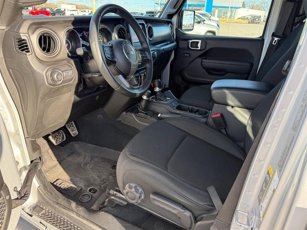 used 2022 Jeep Wrangler Unlimited car, priced at $35,275