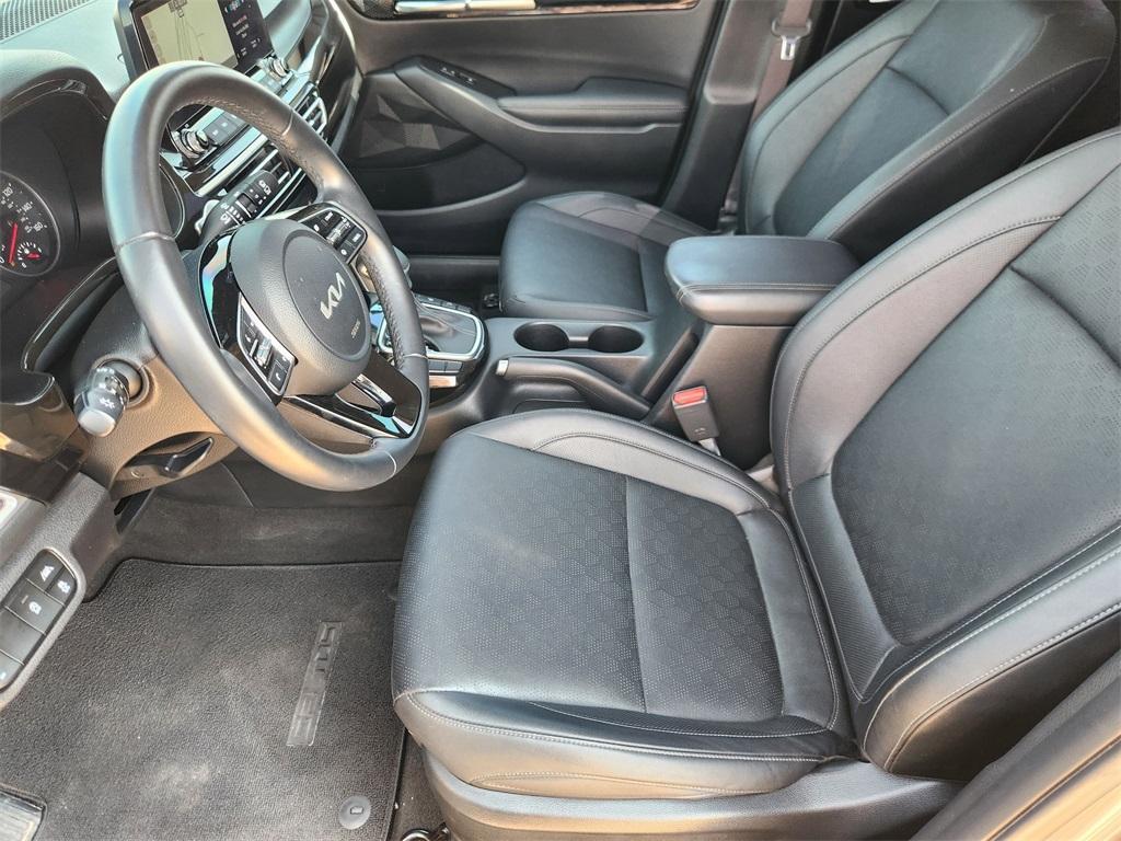 used 2023 Kia Seltos car, priced at $20,653