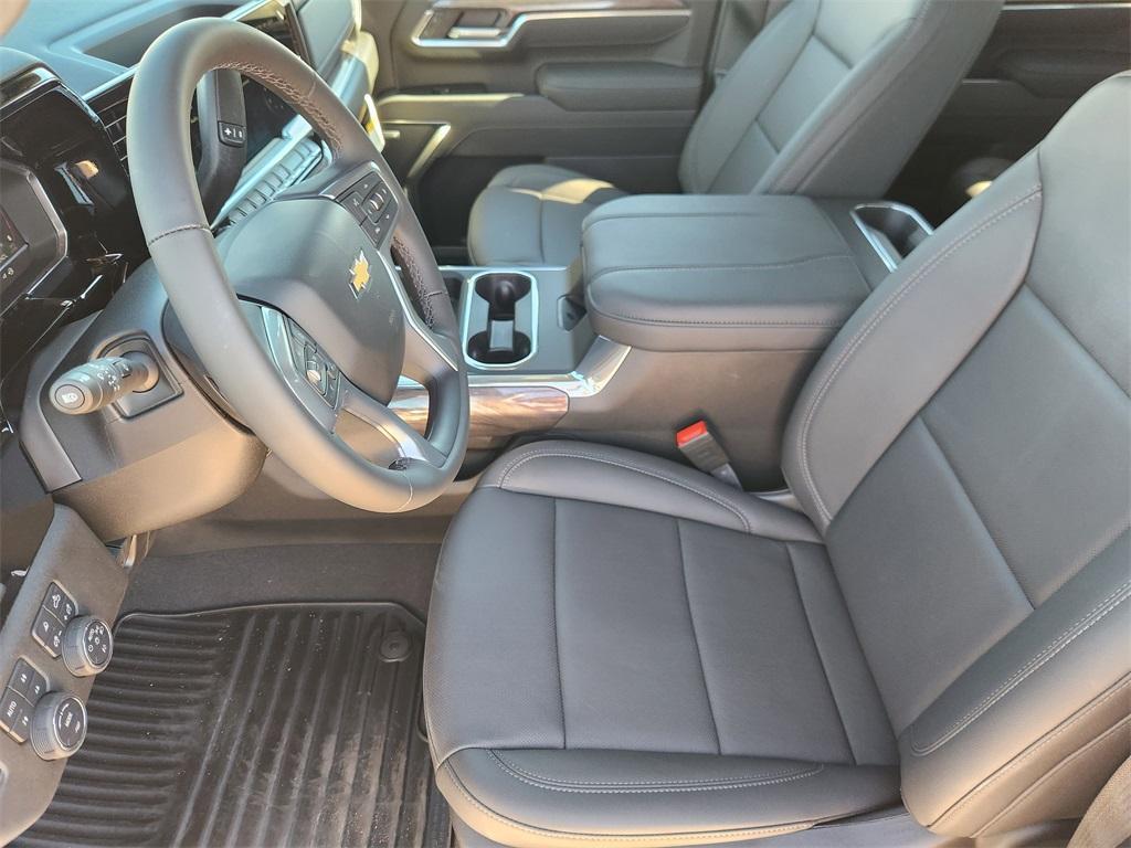 new 2025 Chevrolet Silverado 2500 car, priced at $79,030