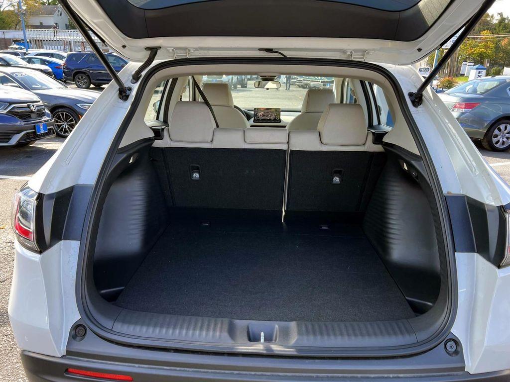 used 2025 Honda HR-V car, priced at $25,999