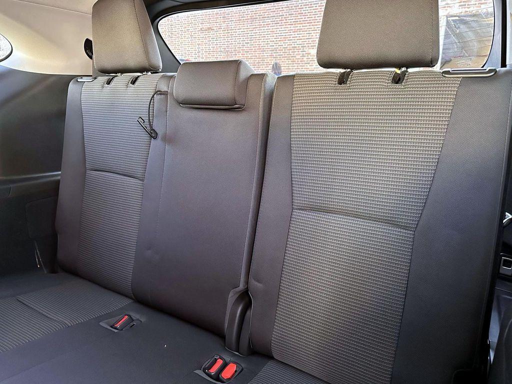 used 2023 Toyota Highlander car, priced at $35,997