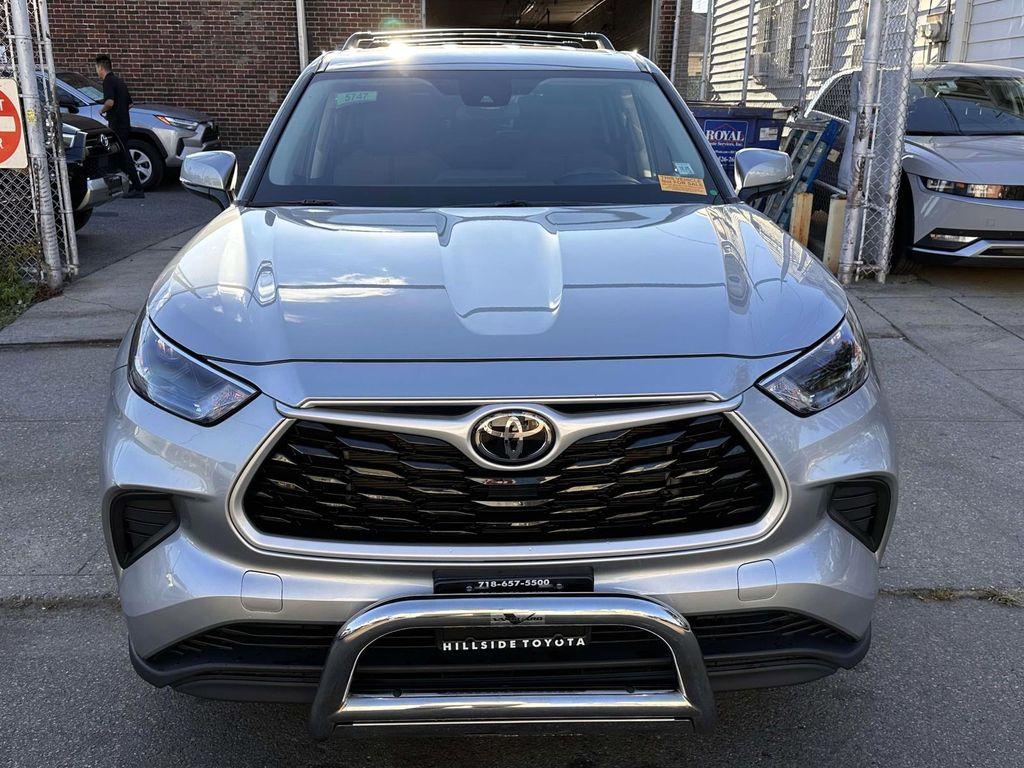 used 2023 Toyota Highlander car, priced at $35,997