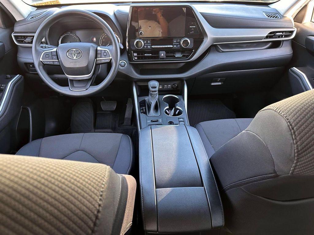 used 2023 Toyota Highlander car, priced at $35,997