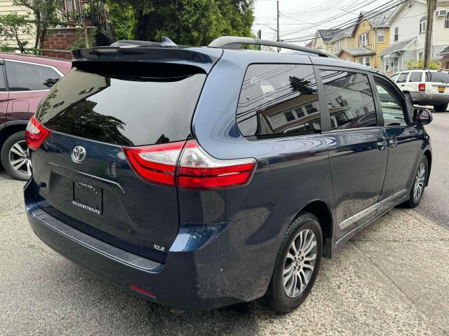 used 2018 Toyota Sienna car, priced at $28,897