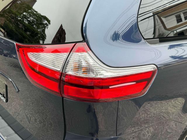 used 2018 Toyota Sienna car, priced at $28,947