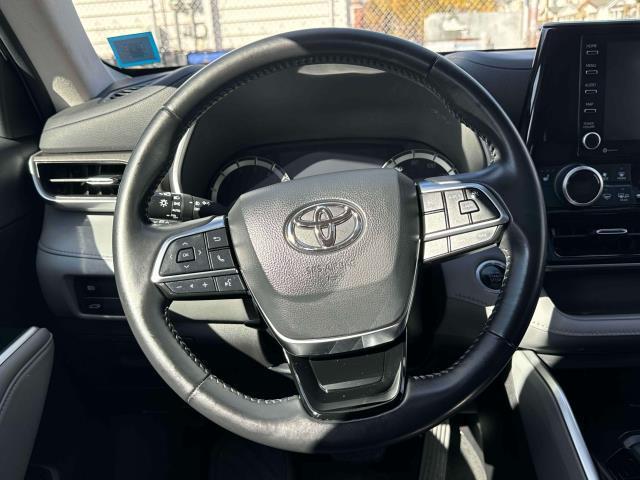 used 2021 Toyota Highlander car, priced at $33,997