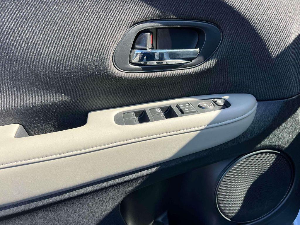 used 2022 Honda HR-V car, priced at $21,999