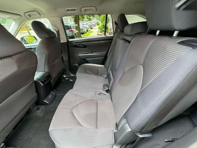 used 2023 Toyota Highlander car, priced at $38,997