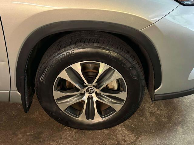used 2022 Toyota Highlander car, priced at $36,947