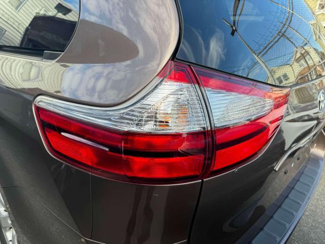 used 2019 Toyota Sienna car, priced at $30,997