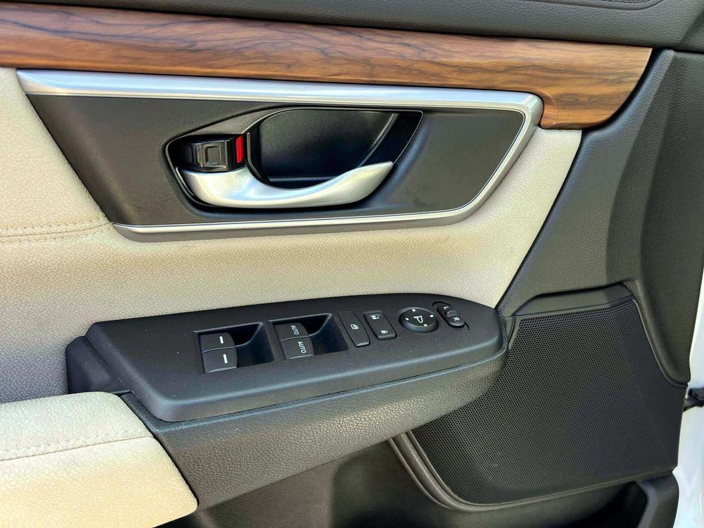 used 2020 Honda CR-V car, priced at $21,999