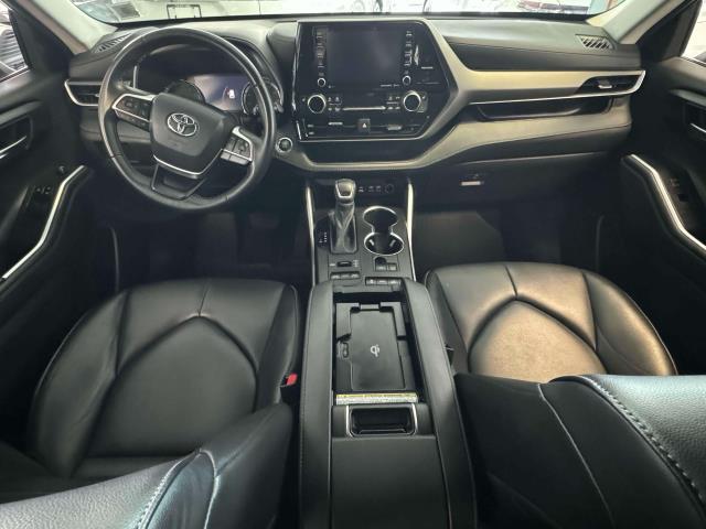 used 2022 Toyota Highlander car, priced at $35,997