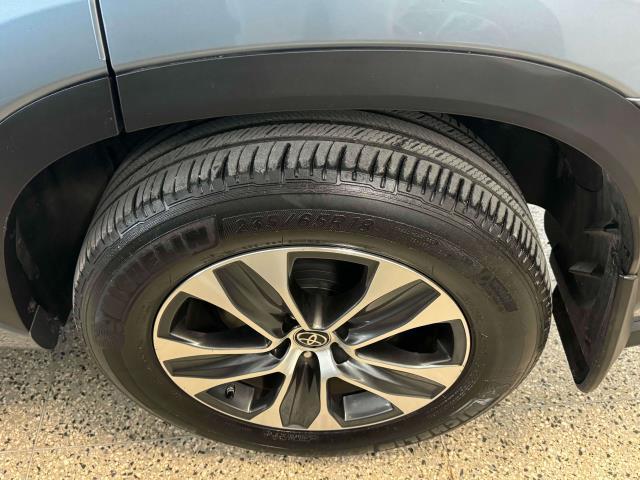 used 2022 Toyota Highlander car, priced at $35,997