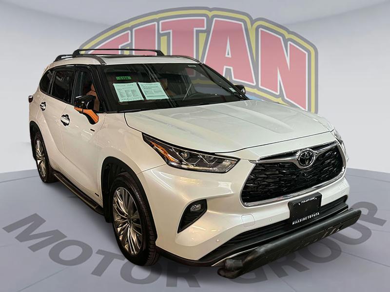 used 2023 Toyota Highlander car, priced at $44,897