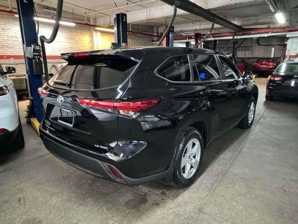 used 2023 Toyota Highlander car, priced at $33,897